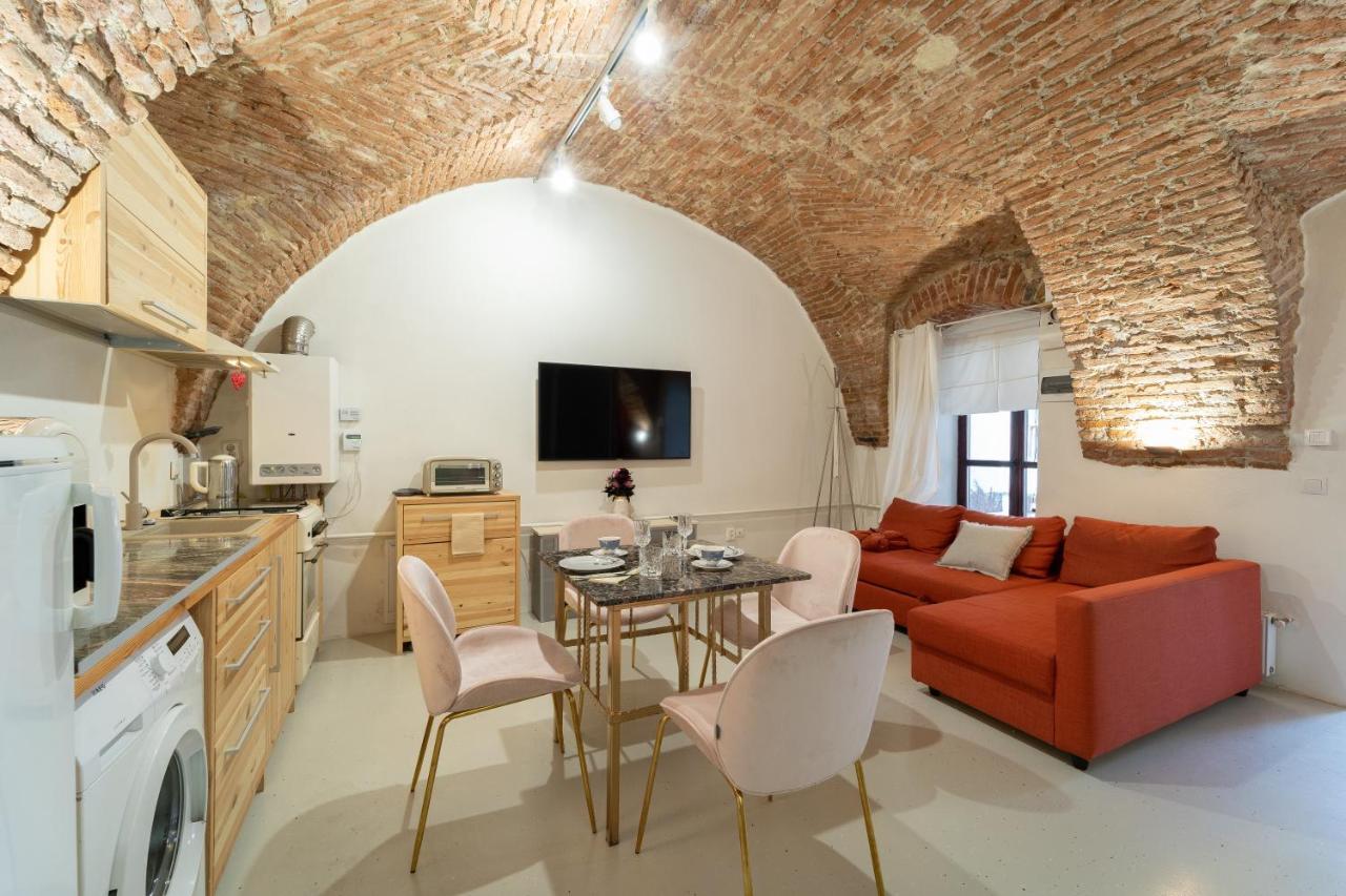 Апартаменти 5* Luxury In Unirii Square. Клуж-Напока Екстер'єр фото