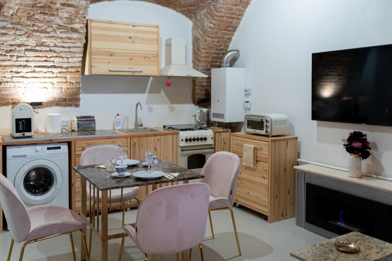 Апартаменти 5* Luxury In Unirii Square. Клуж-Напока Екстер'єр фото