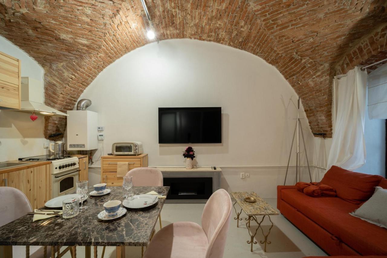 Апартаменти 5* Luxury In Unirii Square. Клуж-Напока Екстер'єр фото